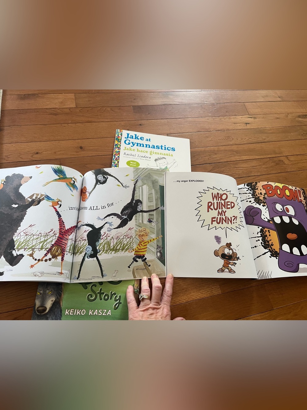 6 Dolly Parton Imagination Library Books. - Picture 4 of 6